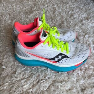 Saucony Endorphin Speed